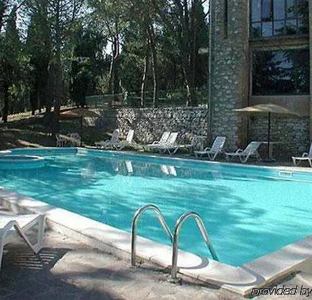 Colle Della Trinita 4*