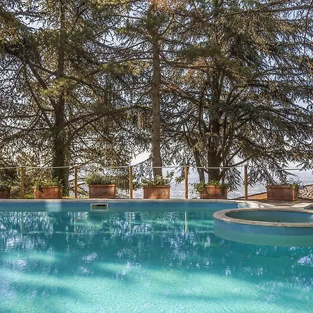 Colle Della Trinita 4*