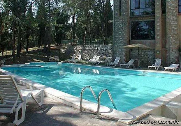 Colle Della Trinita 4*