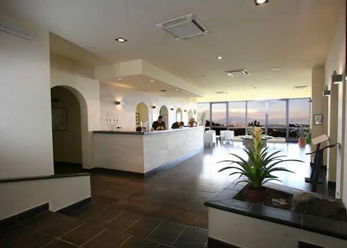 Hotel Colle Della Trinita 4*