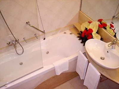 Colle Della Trinita Hotel 4*