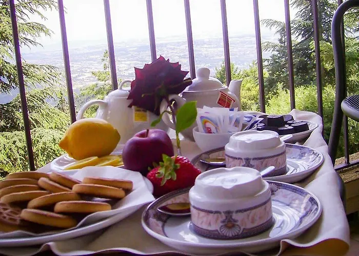 Colle Della Trinita Hotel